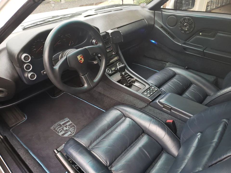 1989 Porsche 928 S4 - Image 6 of 13
