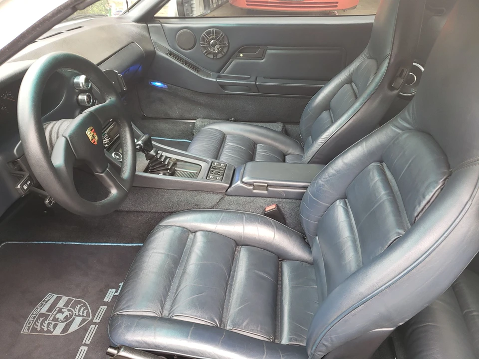 1989 Porsche 928 S4 - Image 7 of 13
