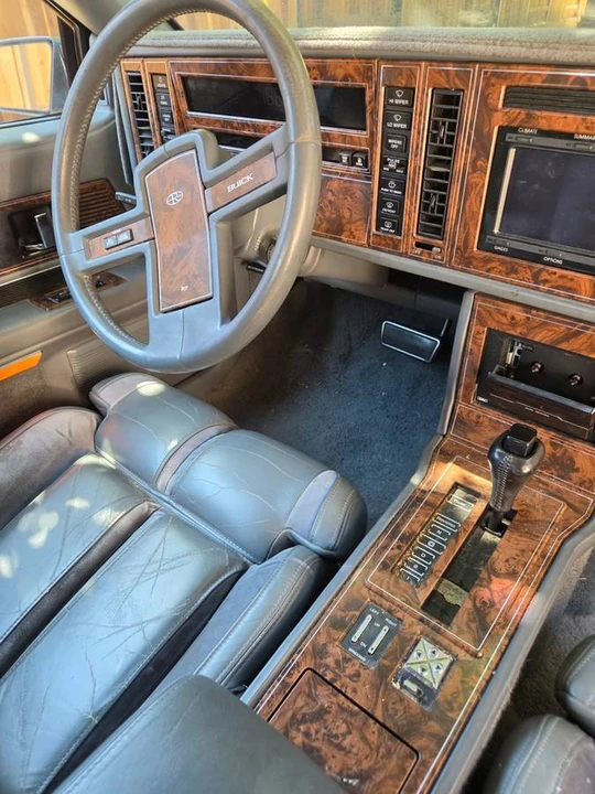 1989 Buick Riviera 4th-7th Gen - Image 14 of 16