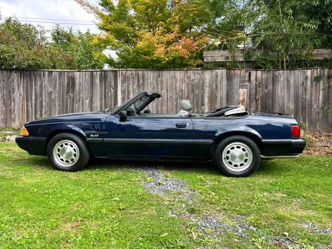 1989 Ford Mustang Convertible