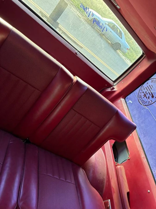 1989 Ford Bronco 4th Gen - Image 3 of 9