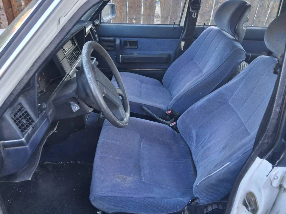 1989 Volvo 244 - Image 8 of 12