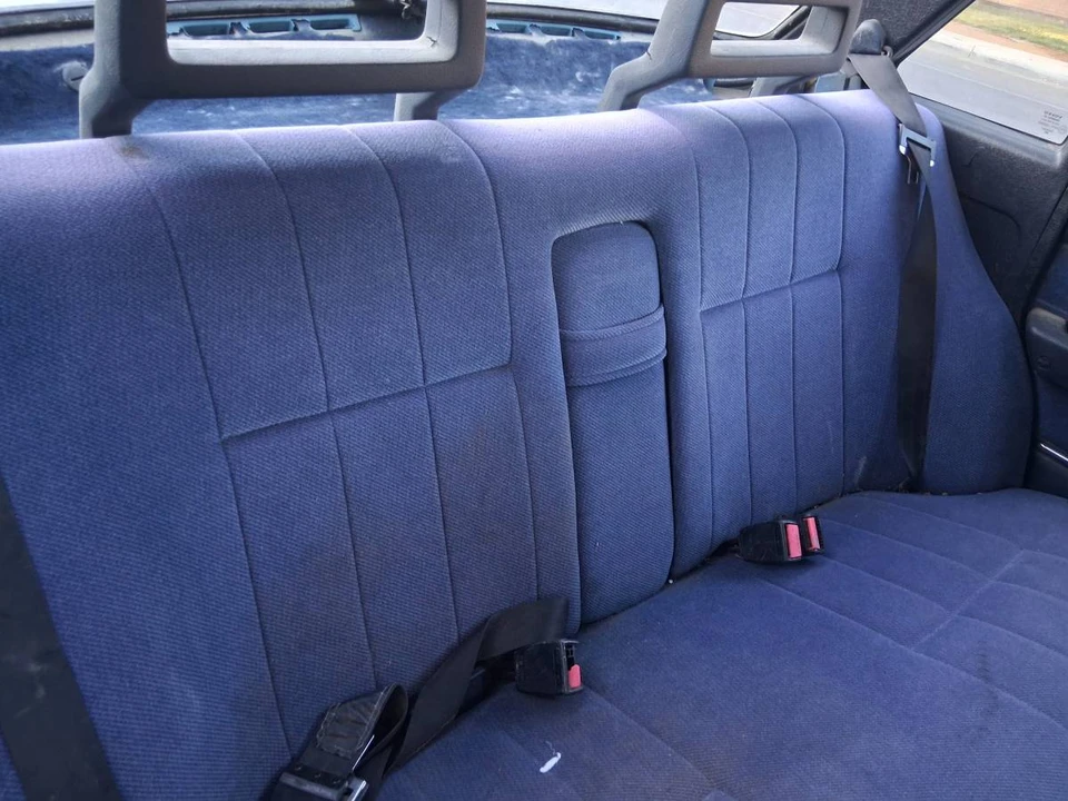 1989 Volvo 244 - Image 9 of 12