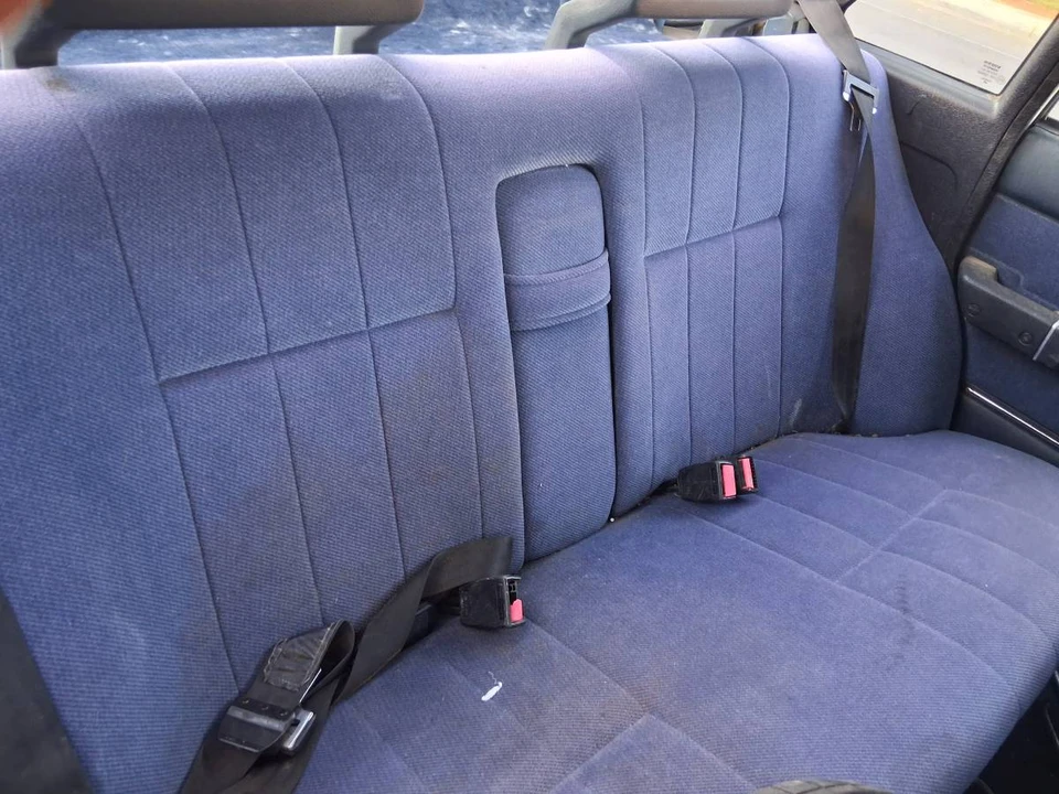1989 Volvo 244 - Image 11 of 12