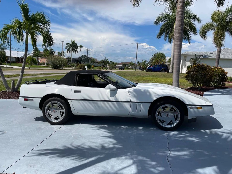 1989 Chevrolet Corvette C4 - Image 4 of 6