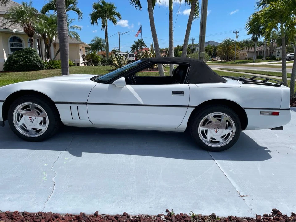 1989 Chevrolet Corvette C4 - Image 5 of 6