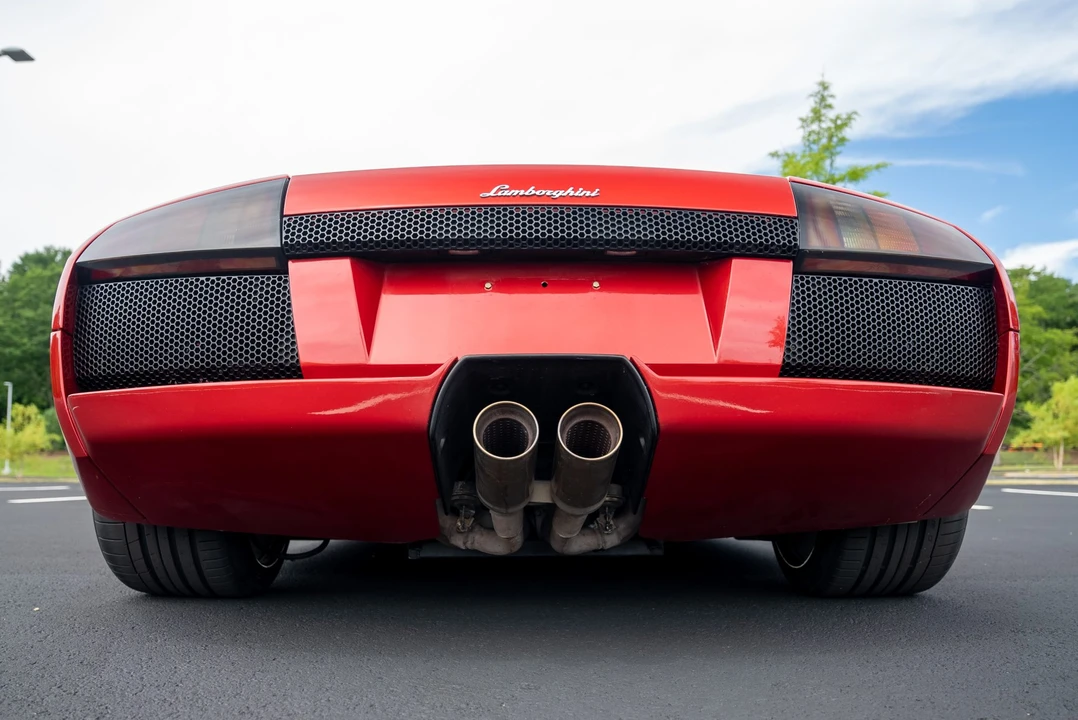 2004 Lamborghini Murcielago - Image 13 of 31