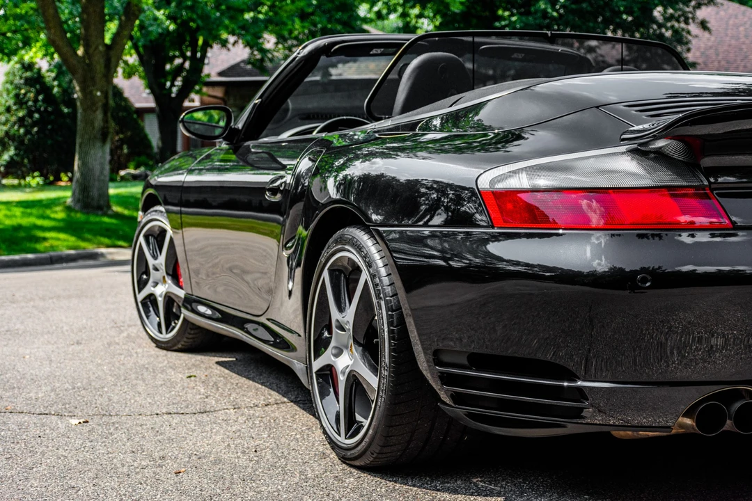 2004 Porsche 996 Turbo - Image 30 of 31