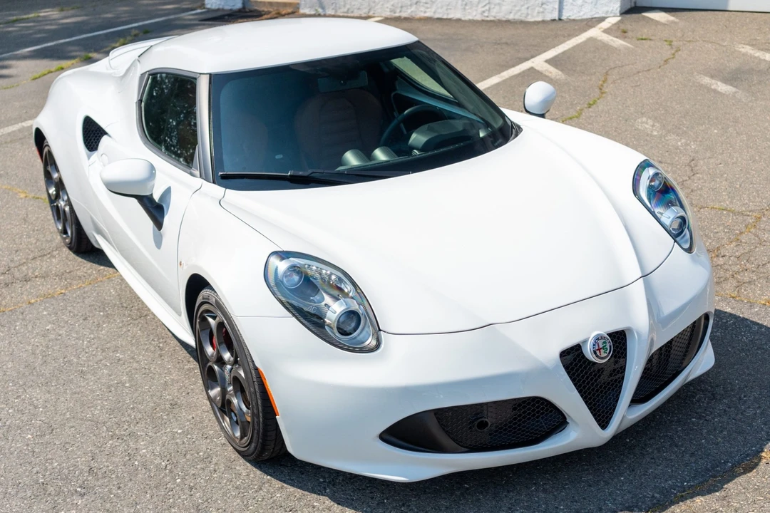 2017 Alfa Romeo 4C Coupe - Image 1 of 31