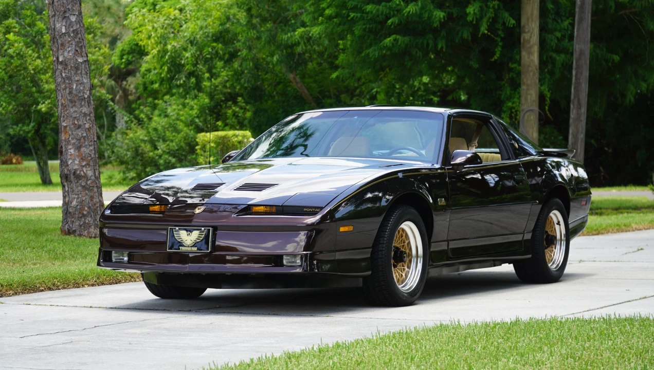 1987 Pontiac Firebird Trans Am 3rd Gen - Image 6 of 31