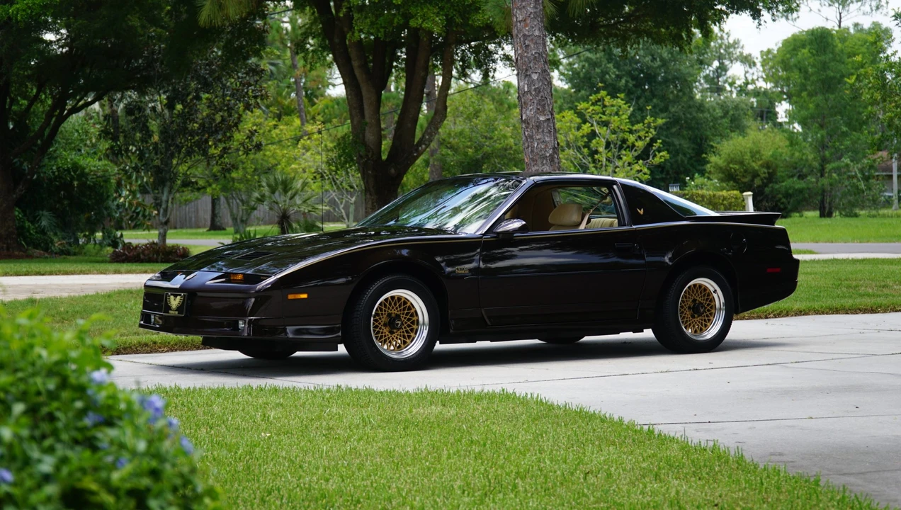 1987 Pontiac Firebird Trans Am 3rd Gen - Image 3 of 31