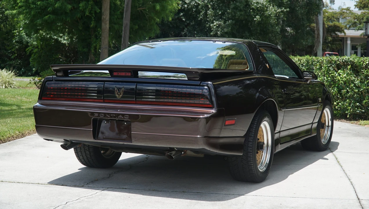 1987 Pontiac Firebird Trans Am 3rd Gen - Image 25 of 31