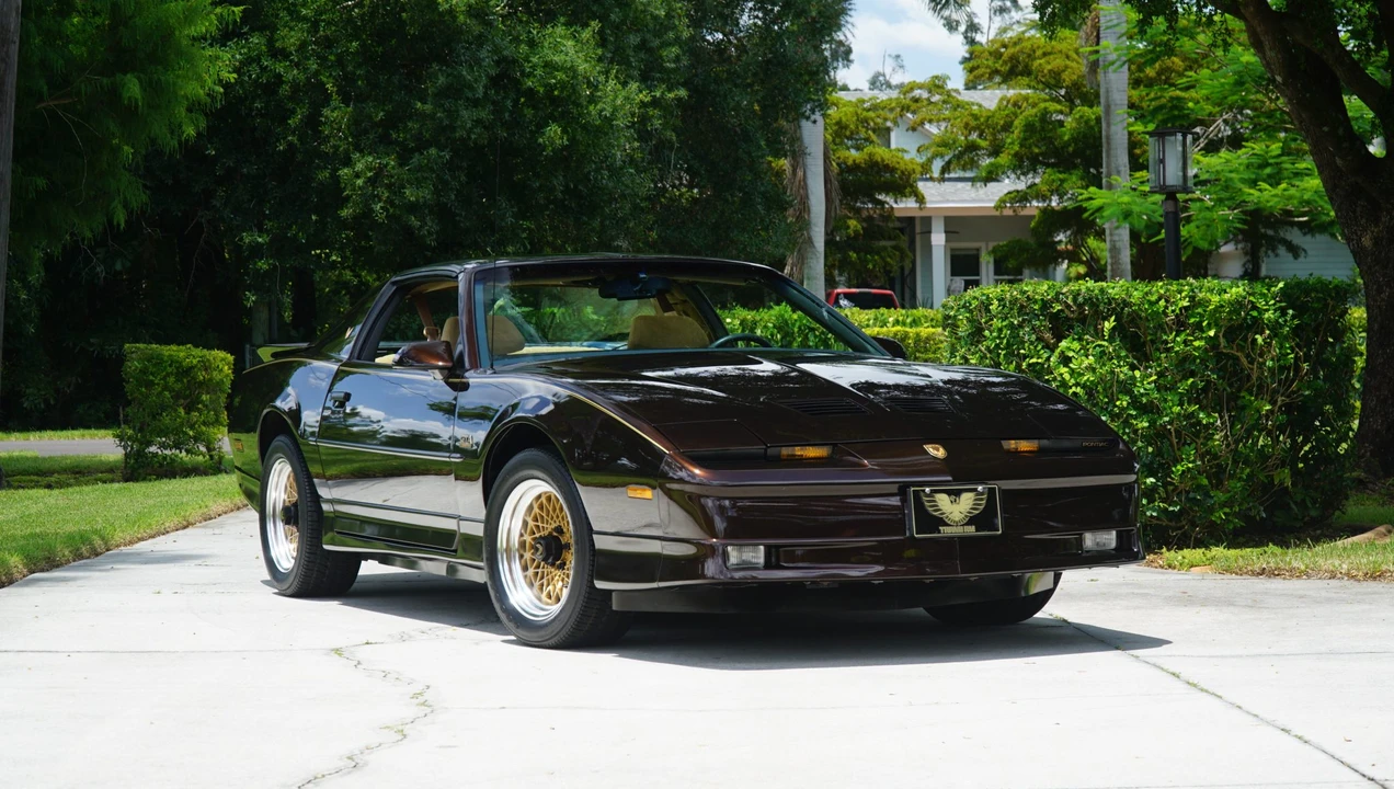 1987 Pontiac Firebird Trans Am 3rd Gen - Image 15 of 31