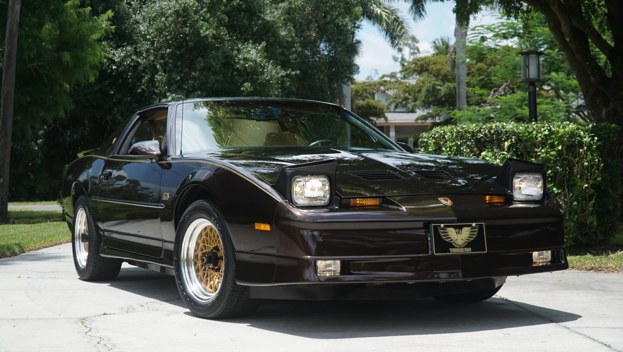 1987 Pontiac Firebird Trans Am 3rd Gen - Image 17 of 31