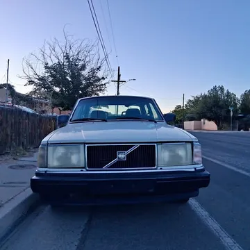 Volvo 240