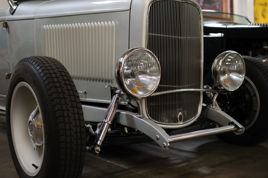 Ford Hot Rod - Image 16 of 31