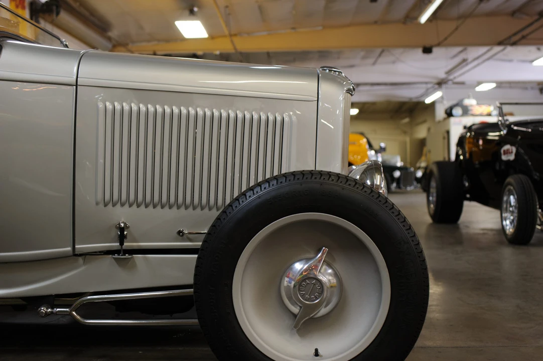 Ford Hot Rod - Image 17 of 31
