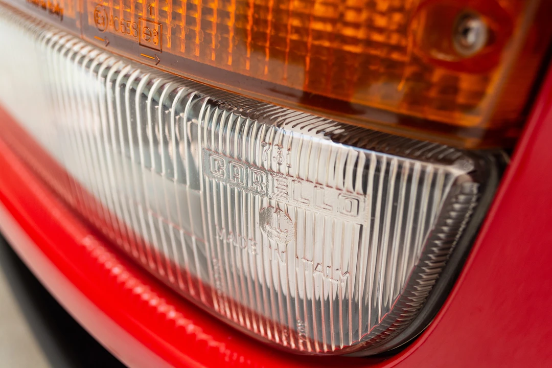 1991 Ferrari Testarossa - Image 25 of 31