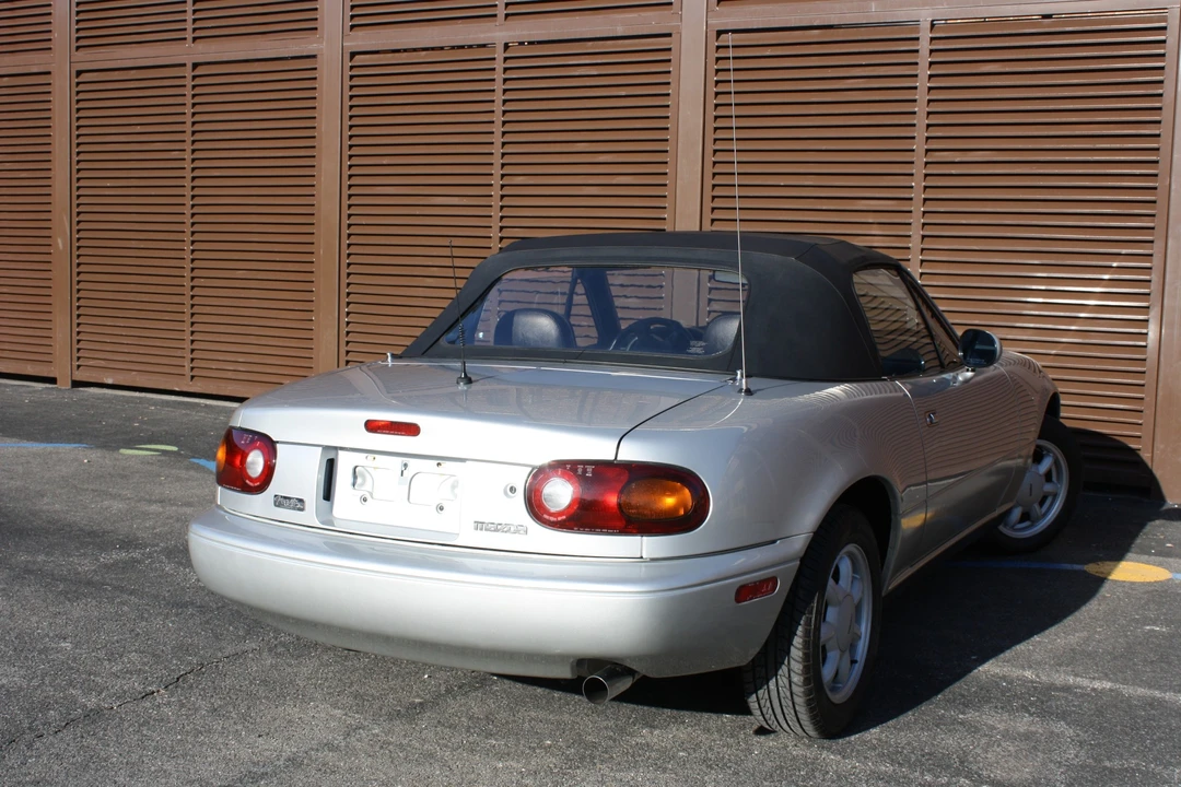 1991 Mazda NA MX-5 Miata - Image 14 of 31
