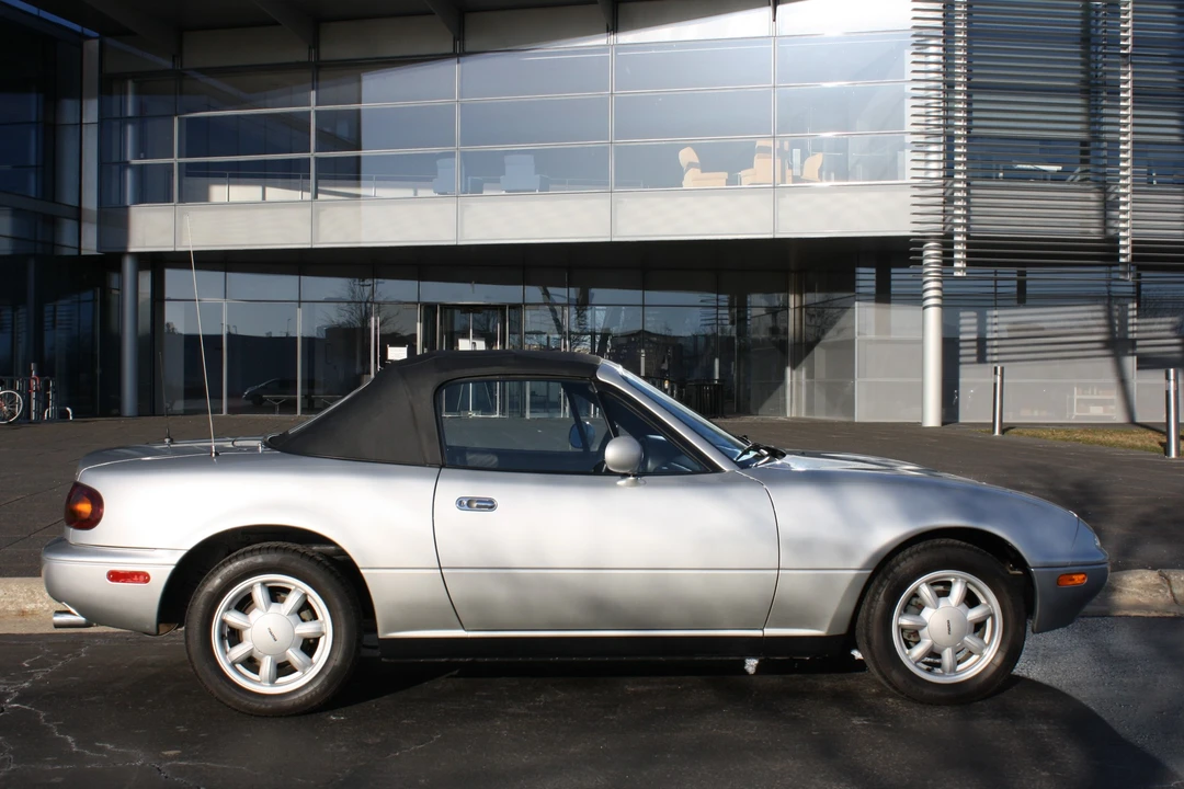 1991 Mazda NA MX-5 Miata - Image 23 of 31