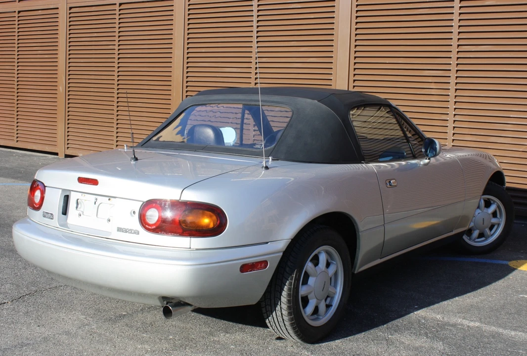 1991 Mazda NA MX-5 Miata - Image 13 of 31