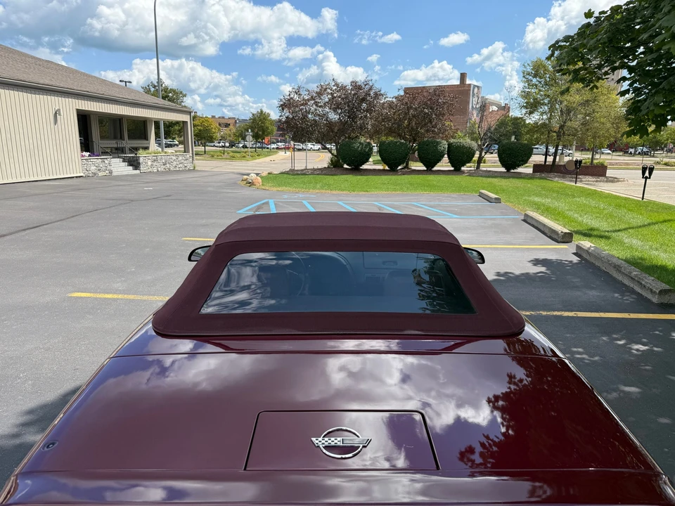 1993 Chevrolet Corvette C4 - Image 17 of 31