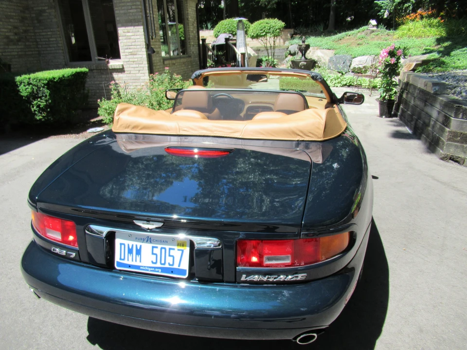 2002 Aston Martin DB7 Vantage - Image 11 of 31