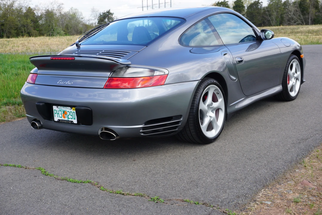 2003 Porsche 996 Turbo - Image 14 of 31