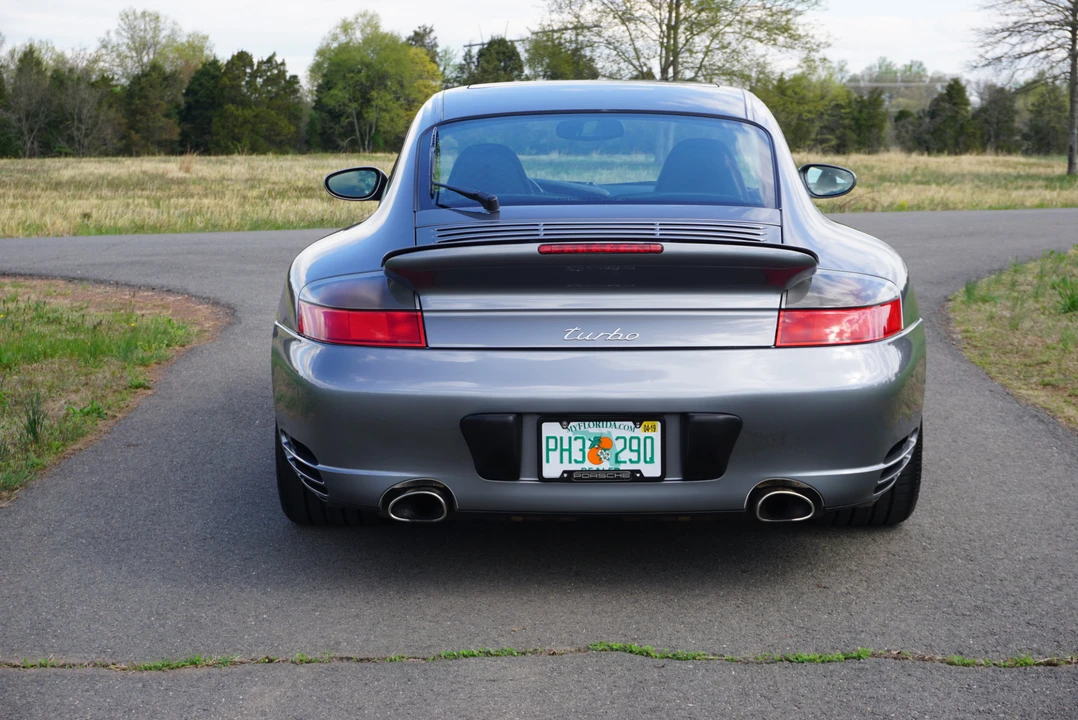 2003 Porsche 996 Turbo - Image 13 of 31