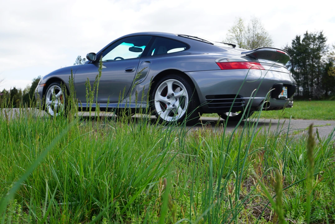 2003 Porsche 996 Turbo - Image 9 of 31