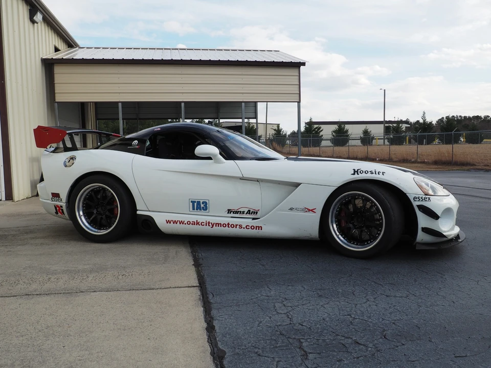 2010 Dodge Viper ACR 4th Gen - Image 11 of 31