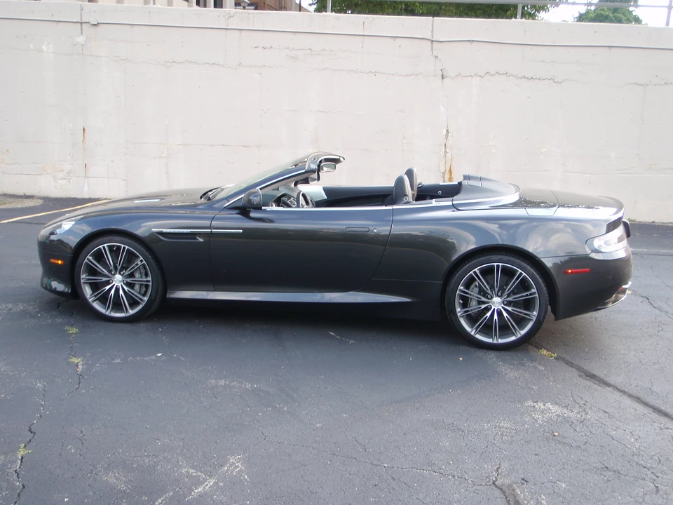 2012 Aston Martin Virage (2011-2012) - Image 7 of 31