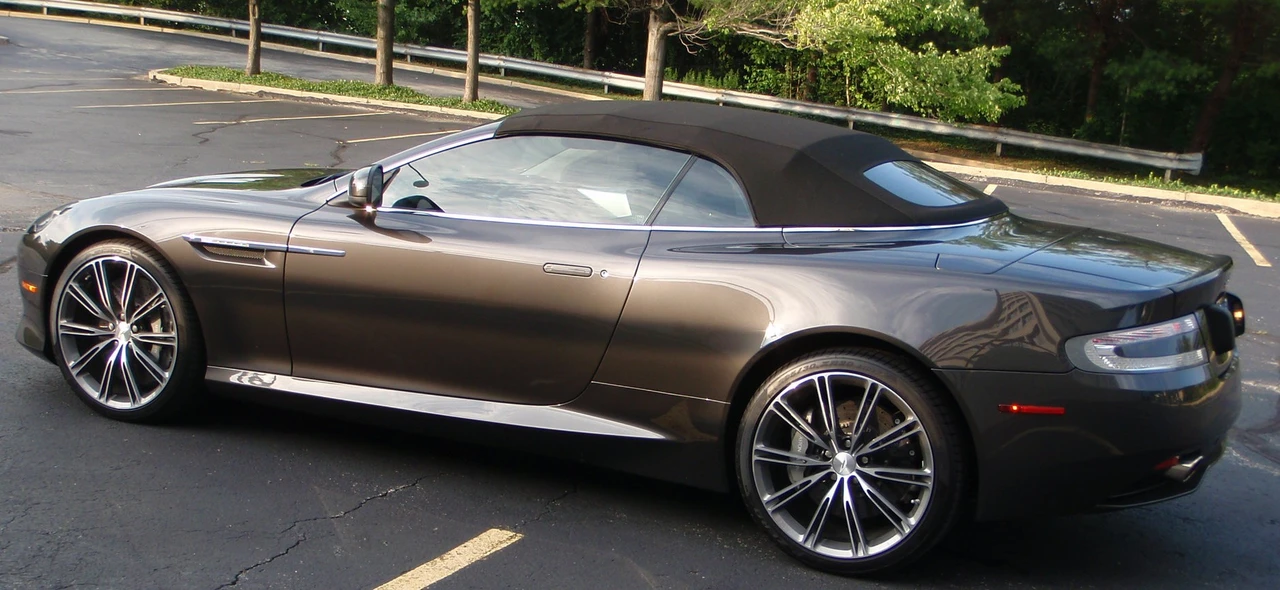 2012 Aston Martin Virage (2011-2012) - Image 13 of 31