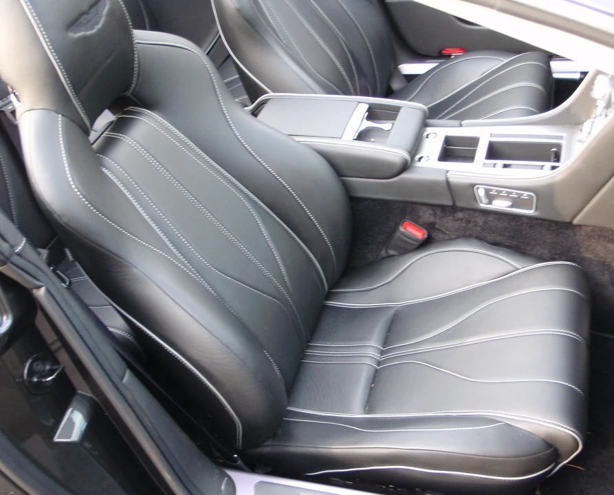 2012 Aston Martin Virage (2011-2012) - Image 25 of 31