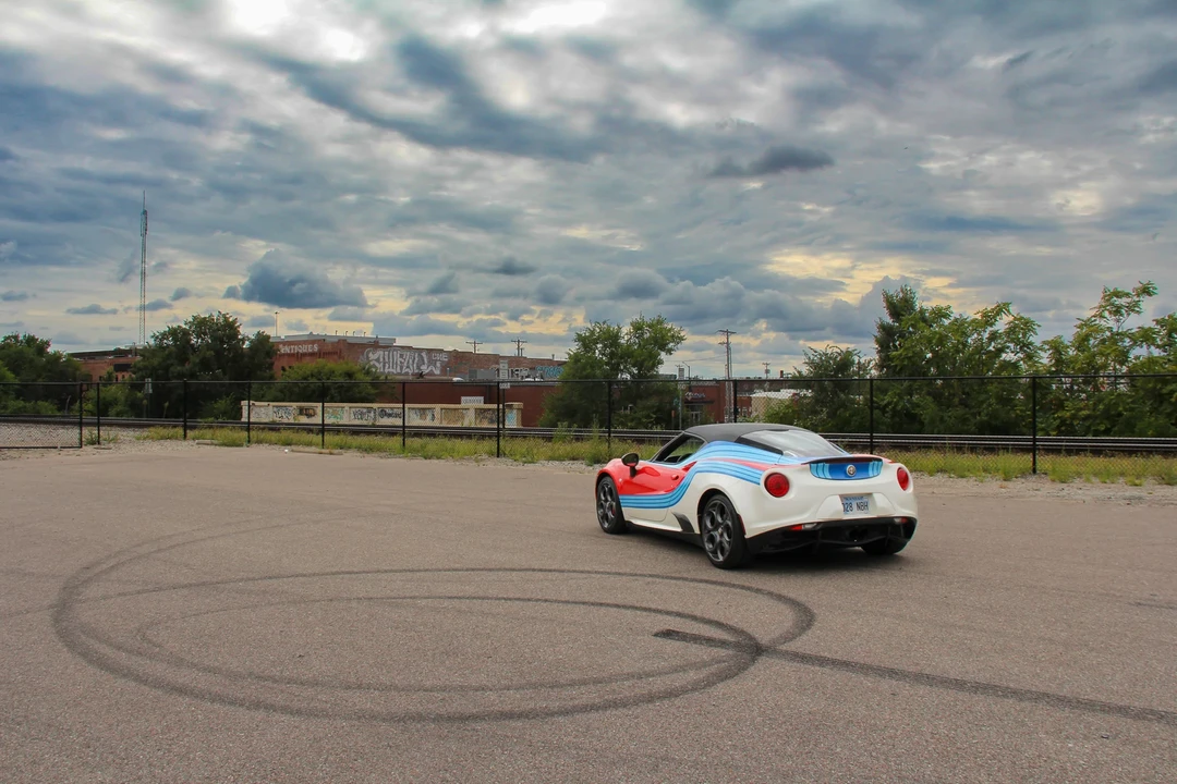 2015 Alfa Romeo 4C Coupe - Image 31 of 31