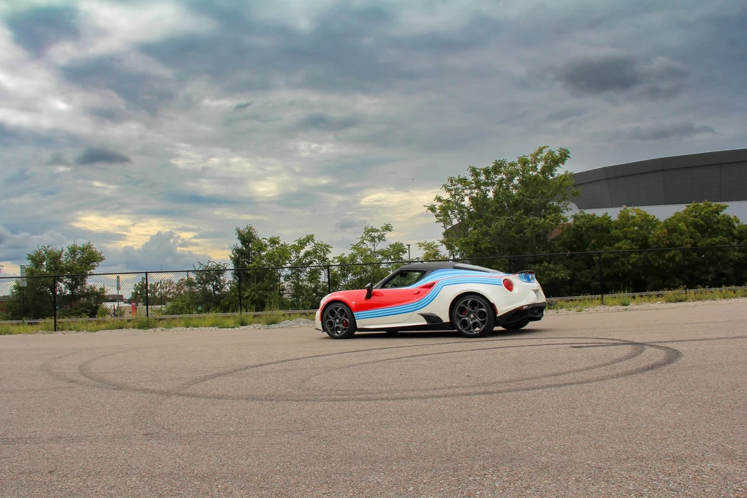 2015 Alfa Romeo 4C Coupe - Image 17 of 31