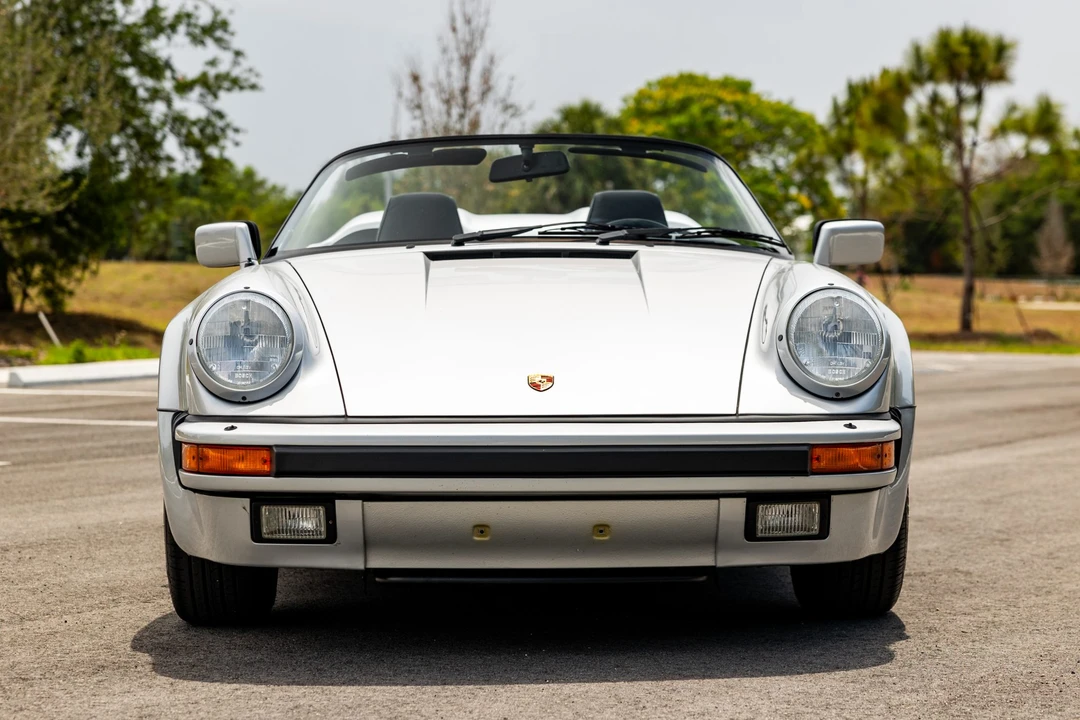 1989 Porsche 911 Carrera 3.2 - Image 11 of 31