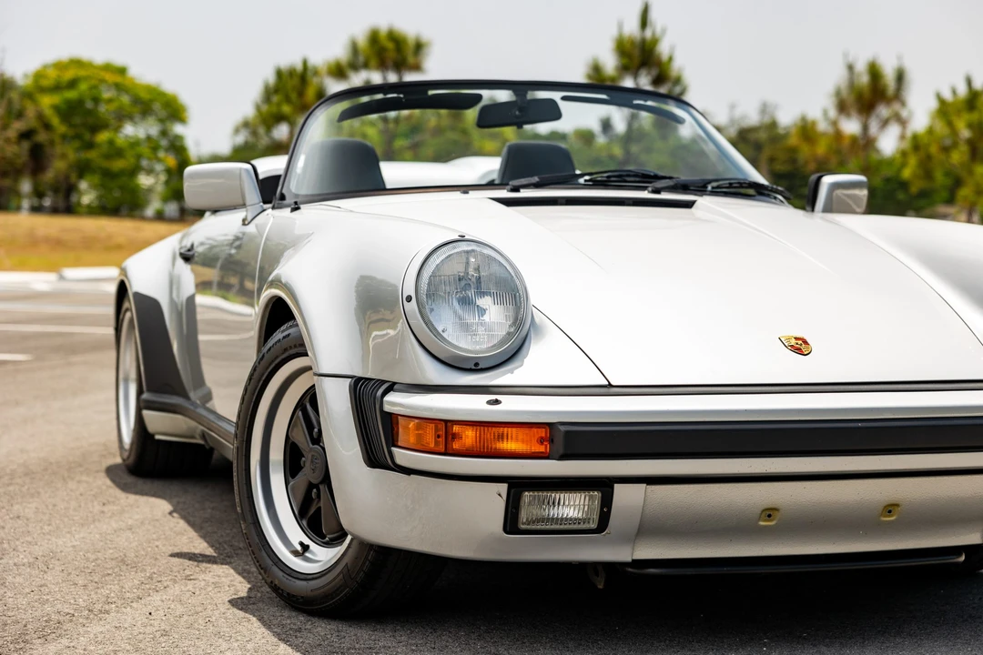 1989 Porsche 911 Carrera 3.2 - Image 16 of 31