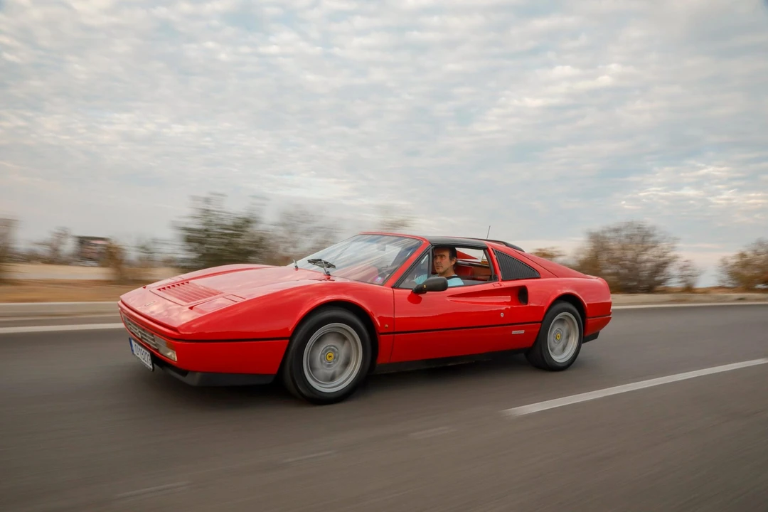 1986 Ferrari 328 GTS - Image 15 of 31