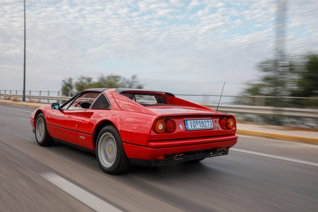 1986 Ferrari 328 GTS - Image 11 of 31