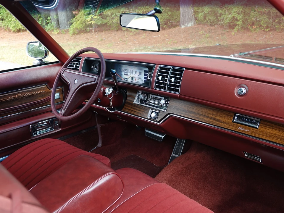 1976 Buick Electra - Image 28 of 31