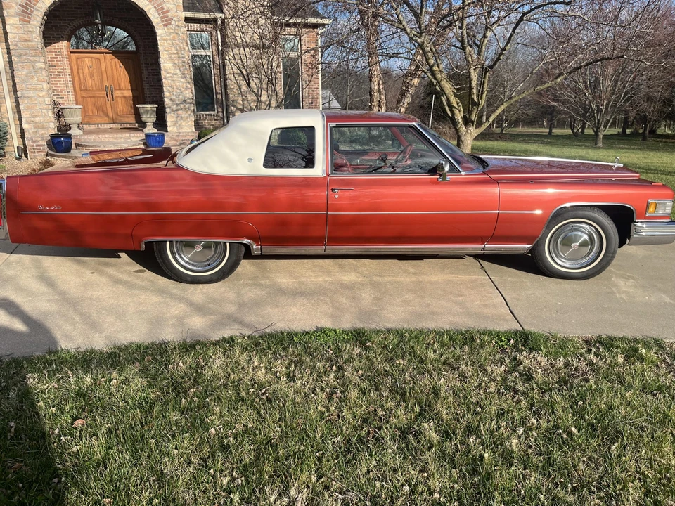 1976 Cadillac DeVille 4th Gen - Image 11 of 31