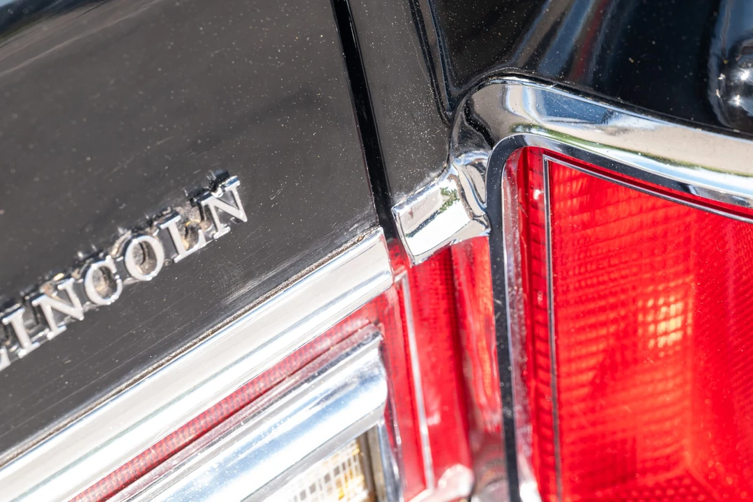 1977 Lincoln Continental 5th Gen - Image 21 of 31
