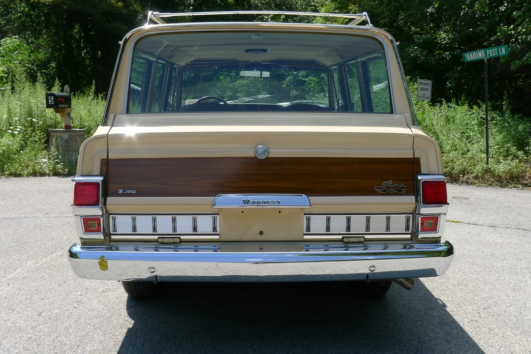 1979 Jeep SJ Wagoneer - Image 10 of 31