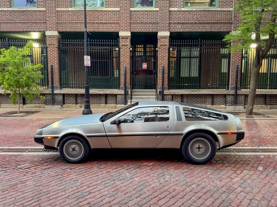 1982 DeLorean DMC-12 - Image 19 of 31