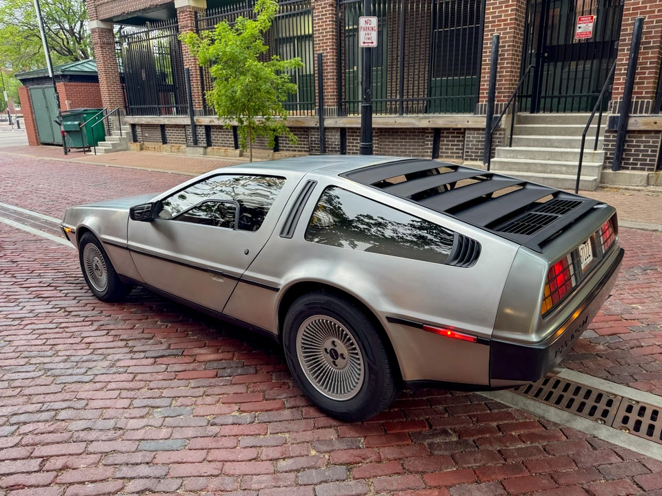 1982 DeLorean DMC-12 - Image 28 of 31