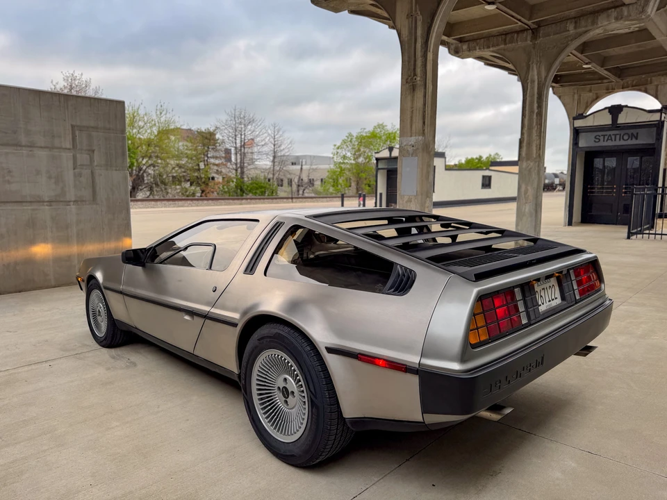 1982 DeLorean DMC-12 - Image 29 of 31