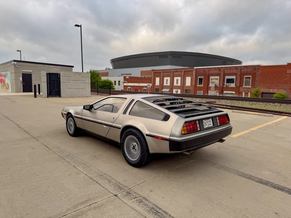 1982 DeLorean DMC-12 - Image 25 of 31