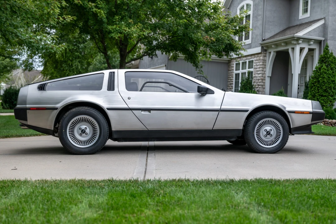 1982 DeLorean DMC-12 - Image 12 of 31