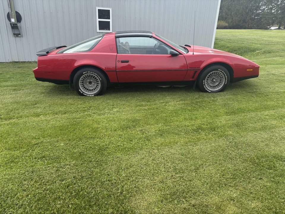 1982 Pontiac Firebird Trans Am 3rd Gen - Image 4 of 31